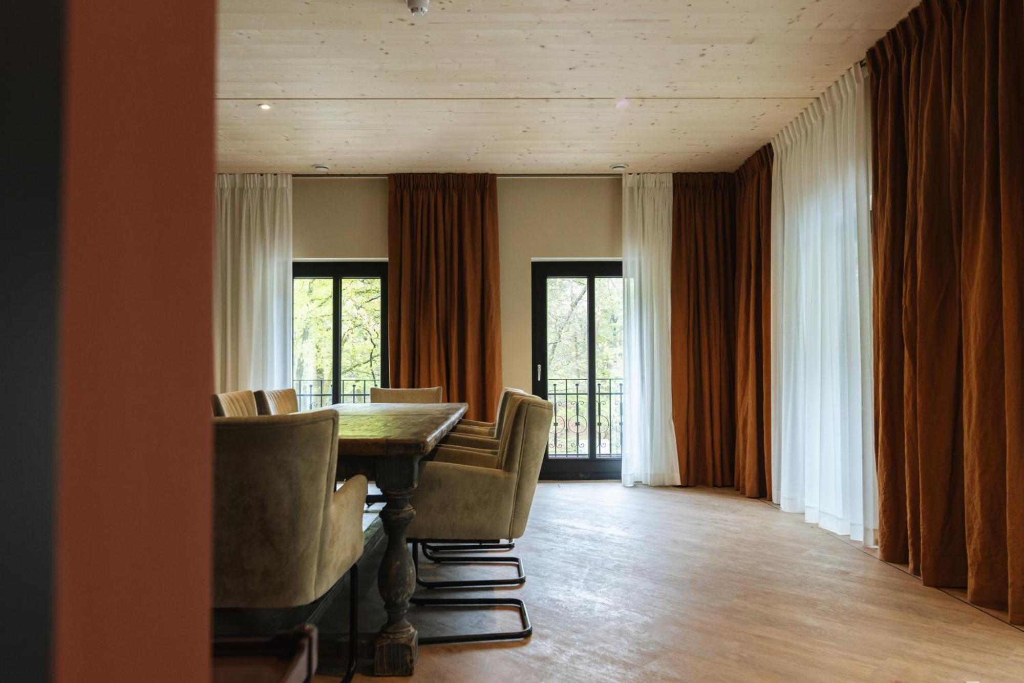 Hotel Bent Ойстервик Екстериор снимка